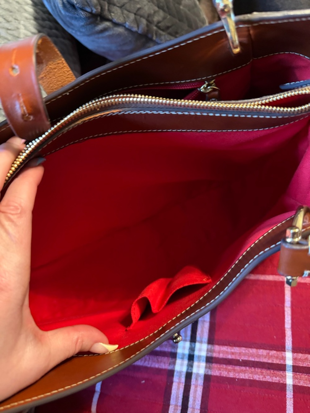 Dooney & Bourke Alto Canilla bag in Saddle brown - Picture 5 of 9